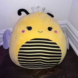Sunny the bumble bee 24 inch squishmallow